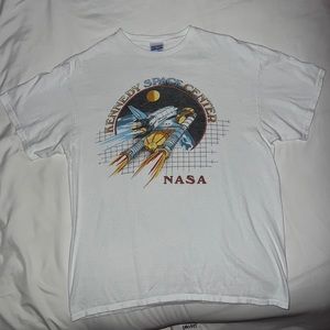 UO nasa kennedy space tee, white (size M)